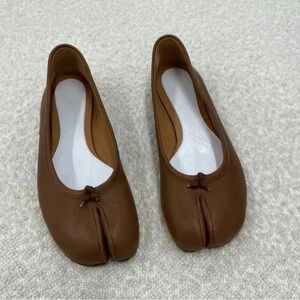 Maison Martin Margiela Brown Leather Tabi Flats